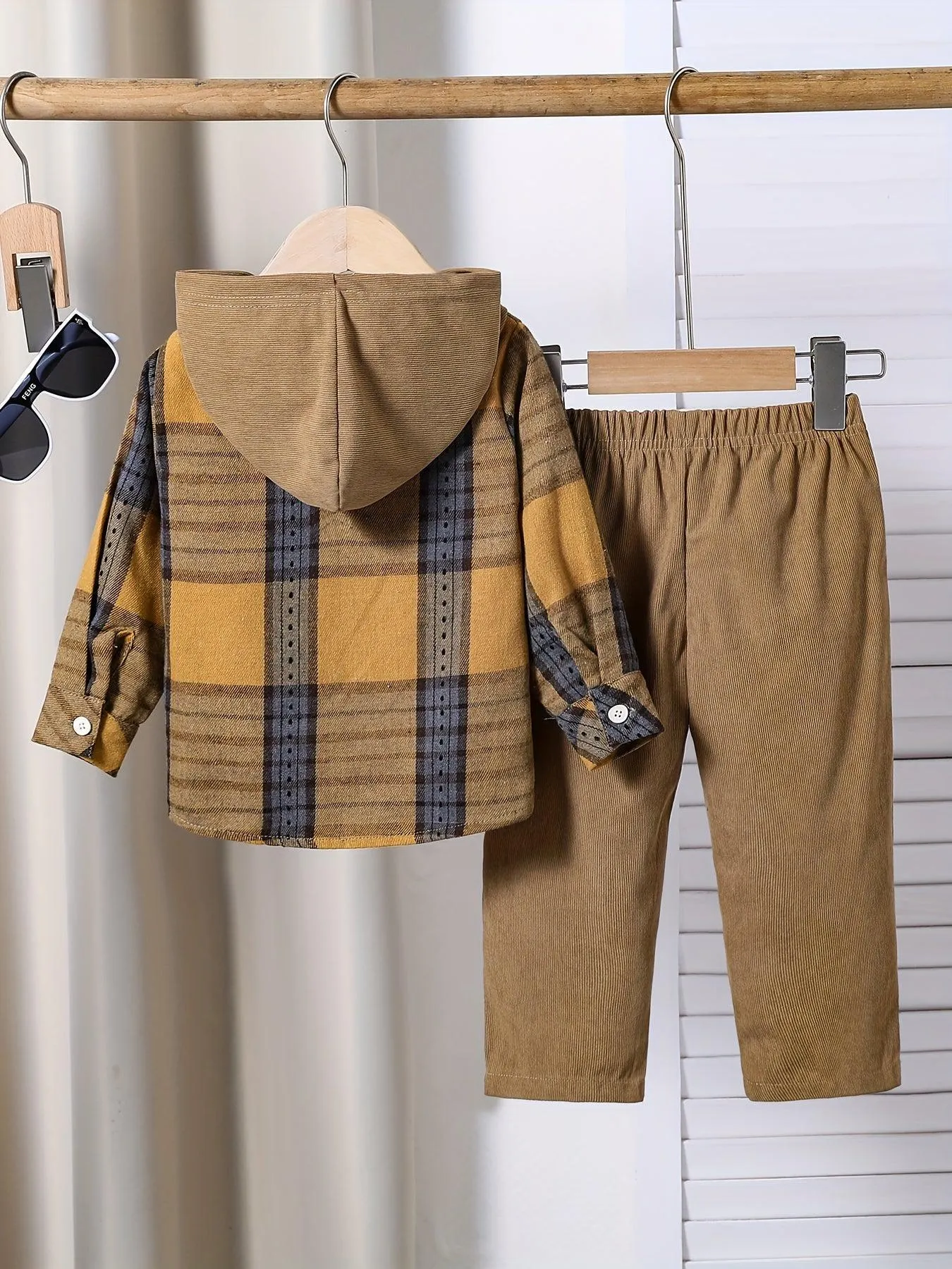 Boys' Stylish Plaid Hooded Shirt & Pants Set