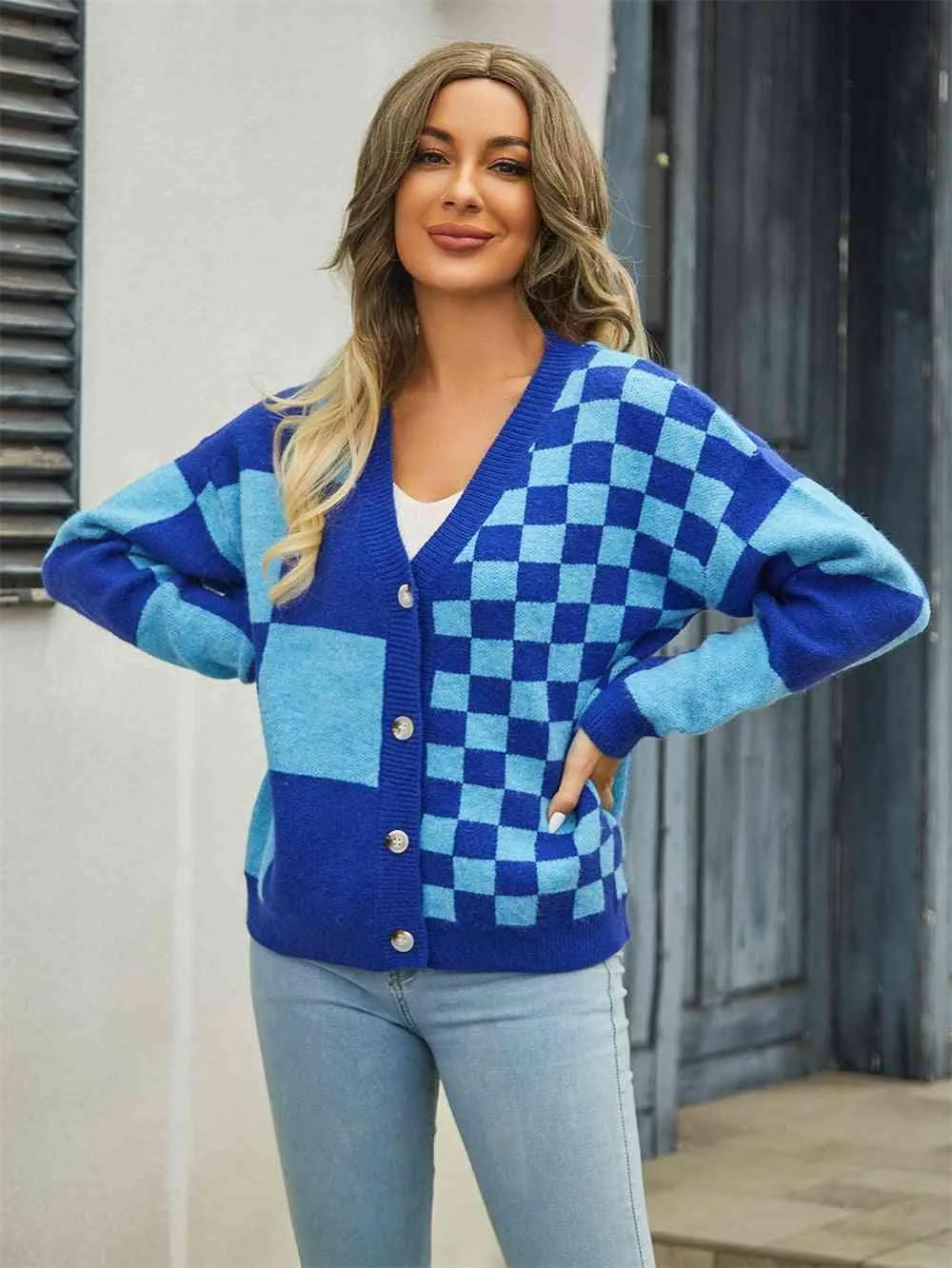 Cold Season Zest V-Neck Checkered Cardigan