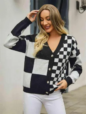 Cold Season Zest V-Neck Checkered Cardigan
