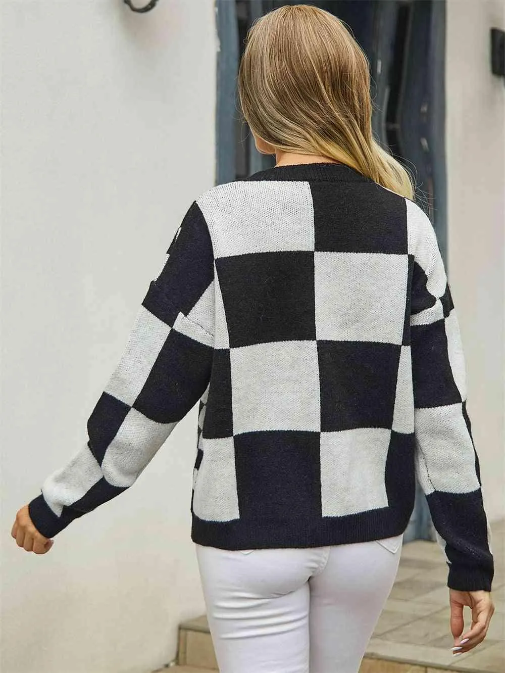 Cold Season Zest V-Neck Checkered Cardigan
