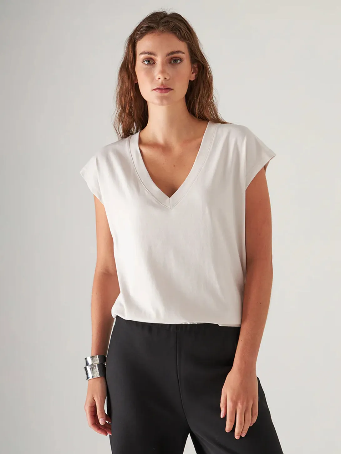 Dolman V-Neck Tee - Nude