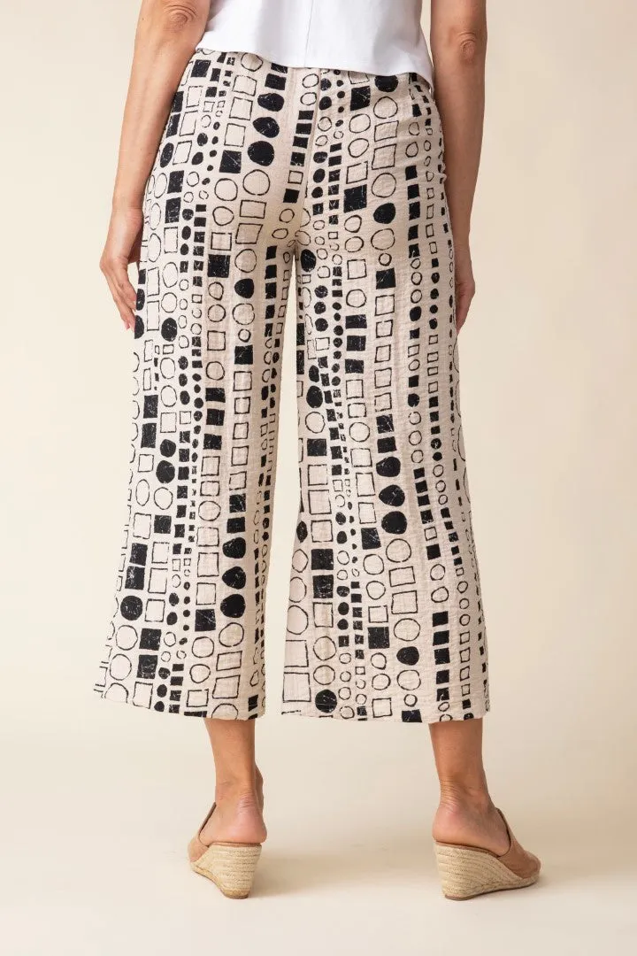 EXPRESS TRAVEL CIRCLE CROP PANTS