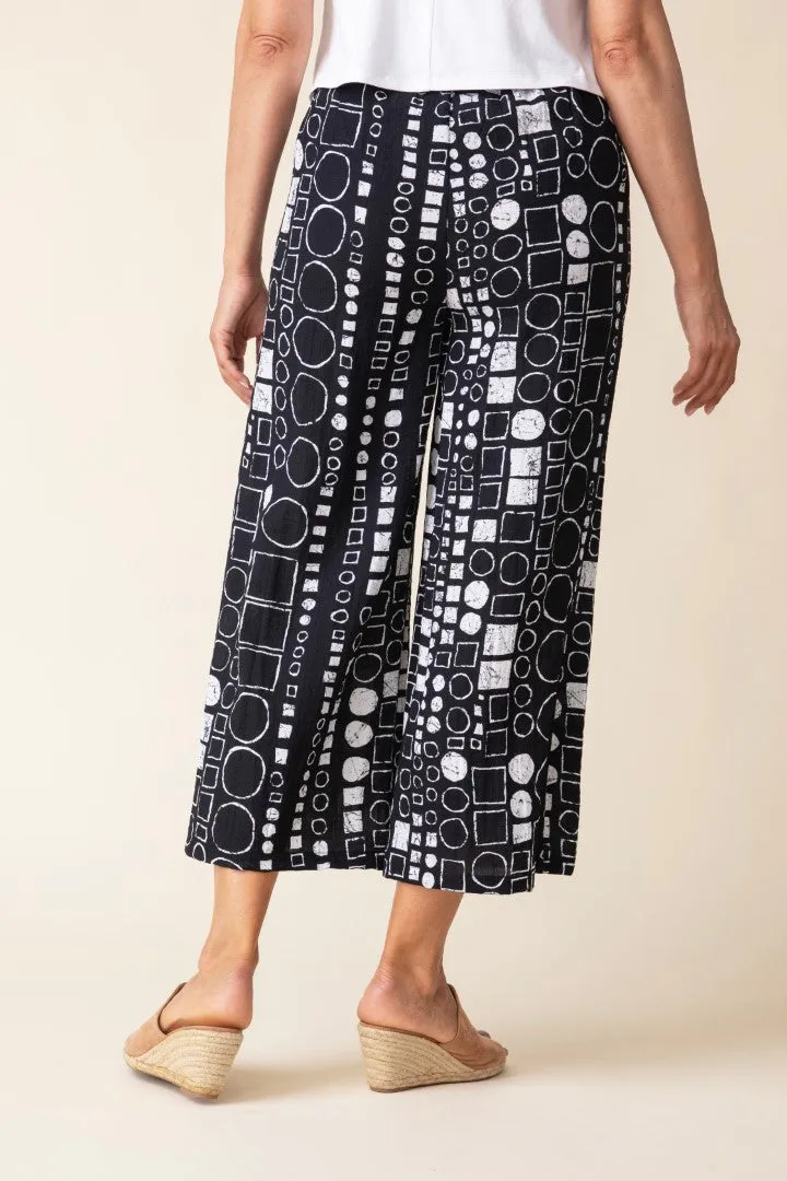 EXPRESS TRAVEL CIRCLE CROP PANTS
