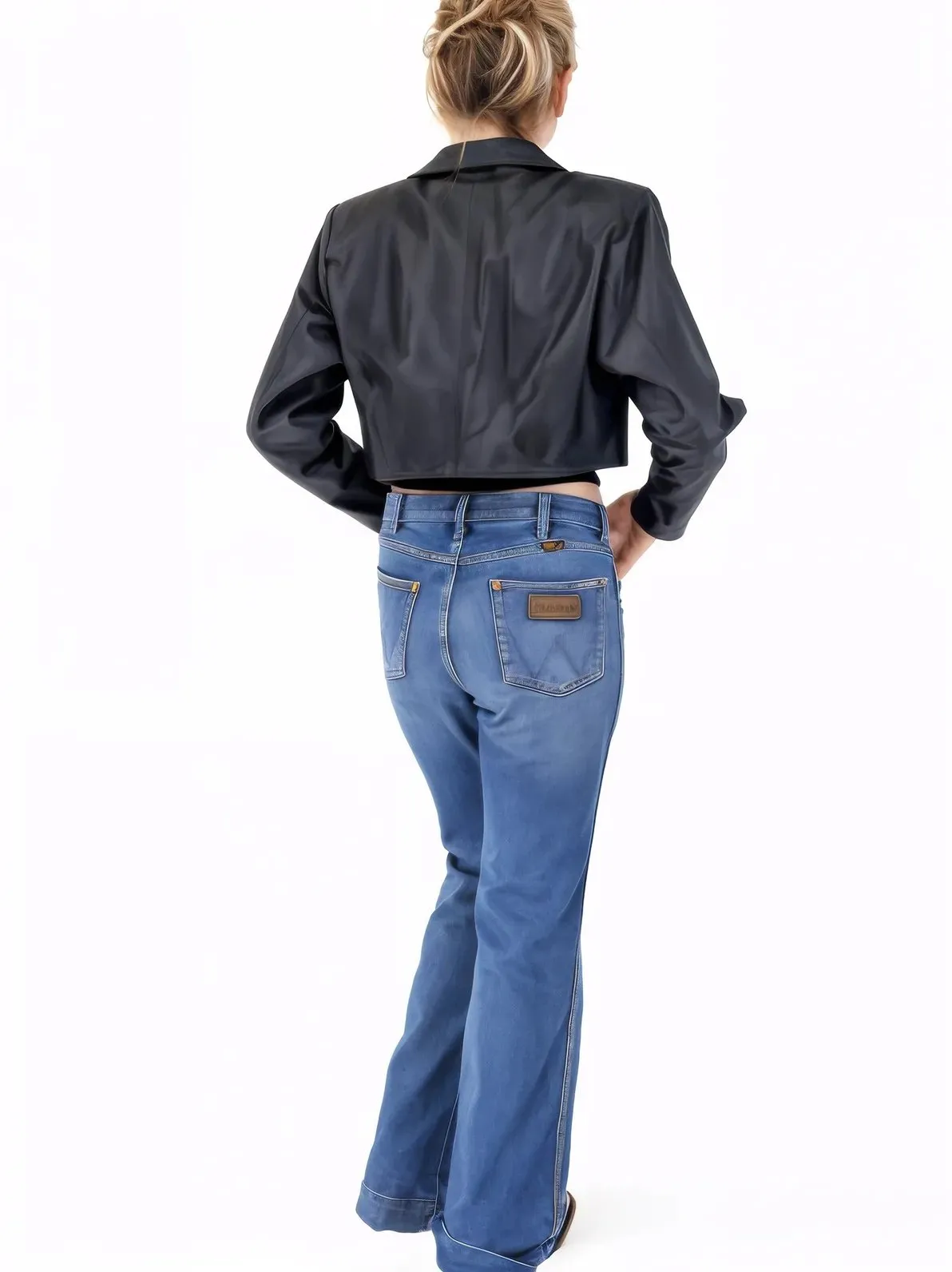 Handcrafted Women's Sheepskin Leather Biker Jacket – Cropped Black
