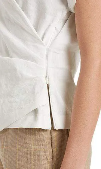 Marc Cain Blouse-style top in linen blend NC 55.21 W47 110