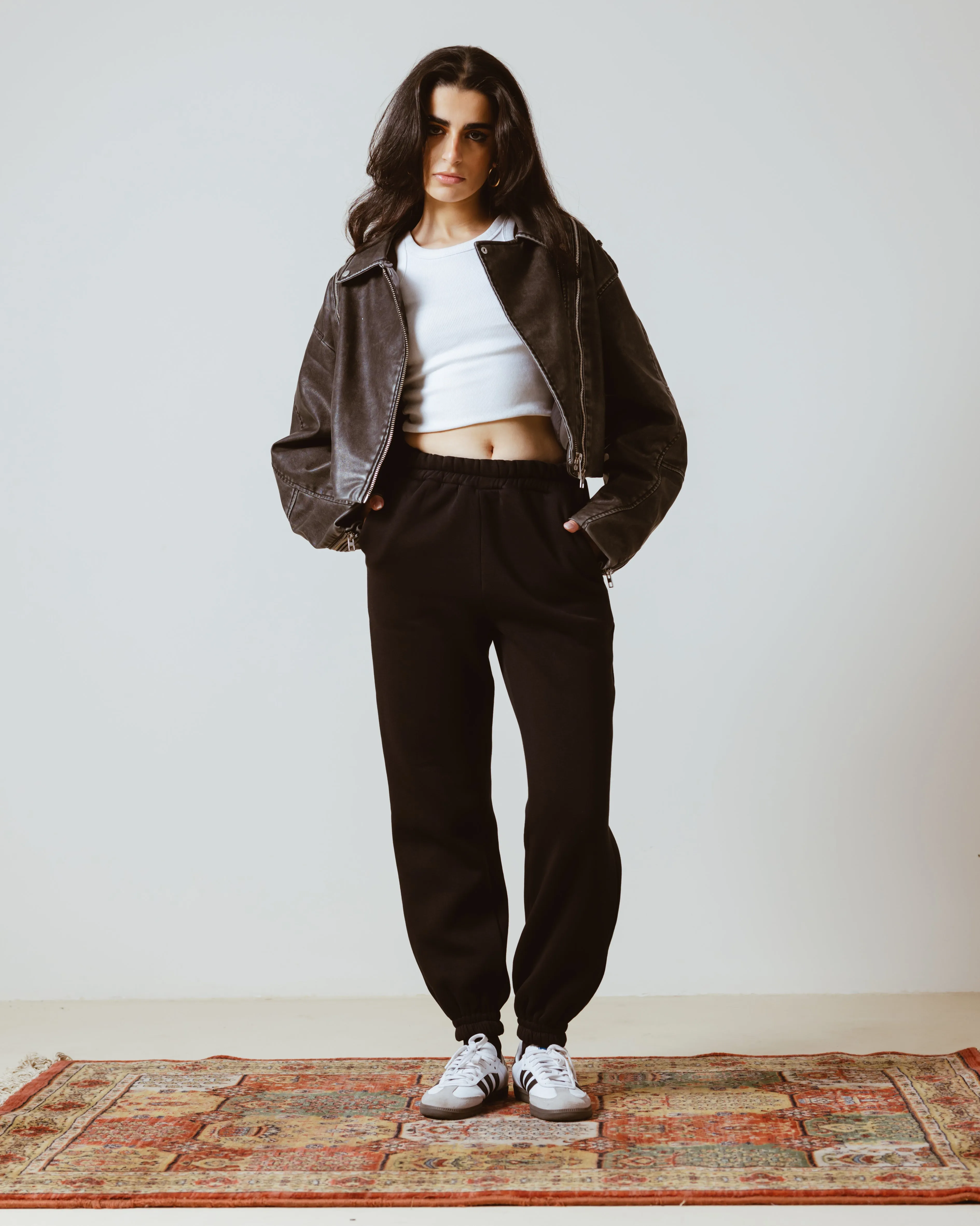 PLUSH BOYFRIEND JOGGERS BLACK